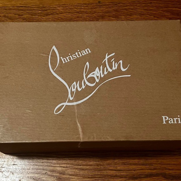Christian Louboutin Size 7 - Picture 6 of 6